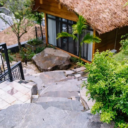 Lotus Premium Lodge - Lotus Group Tours Ha Giang Exterior photo