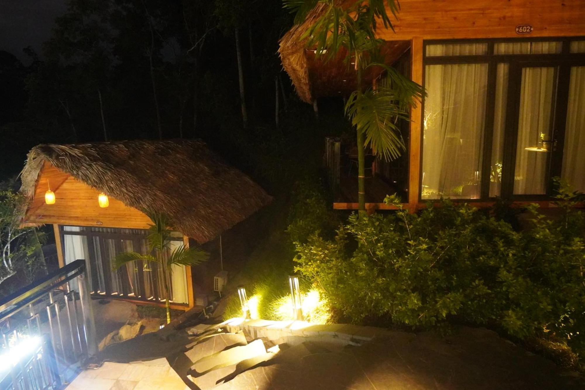 Lotus Premium Lodge - Lotus Group Tours
