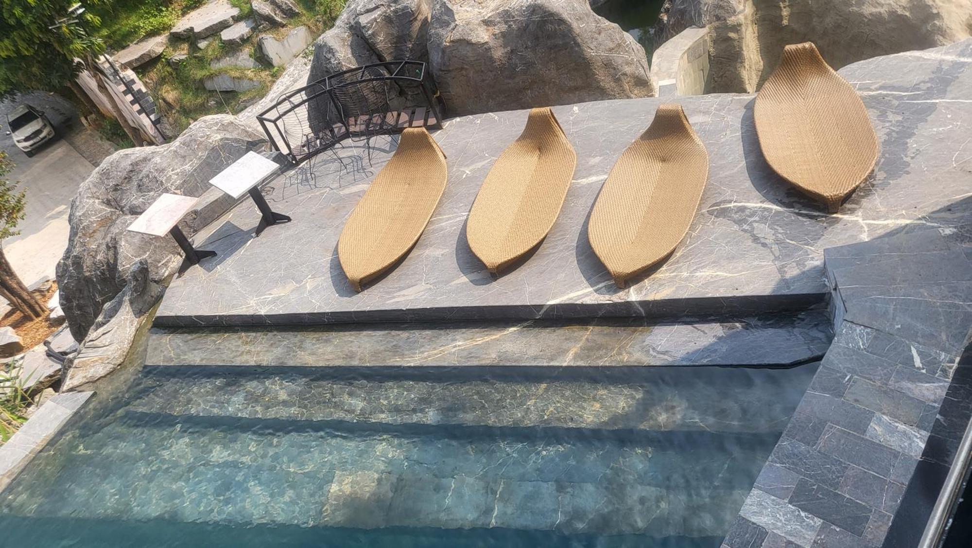 Lotus Premium Lodge - Lotus Group Tours Hotel