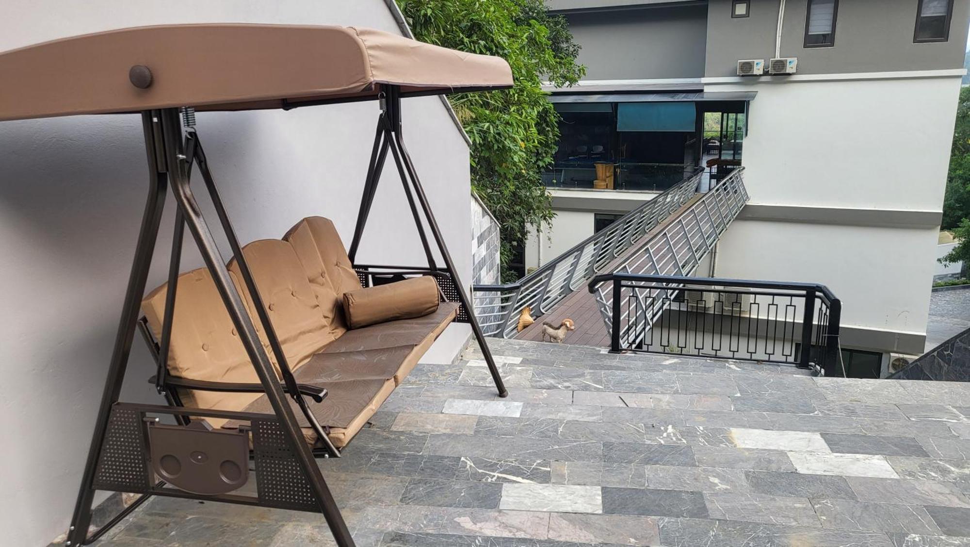 Lotus Premium Lodge - Lotus Group Tours Hotel Ha Giang