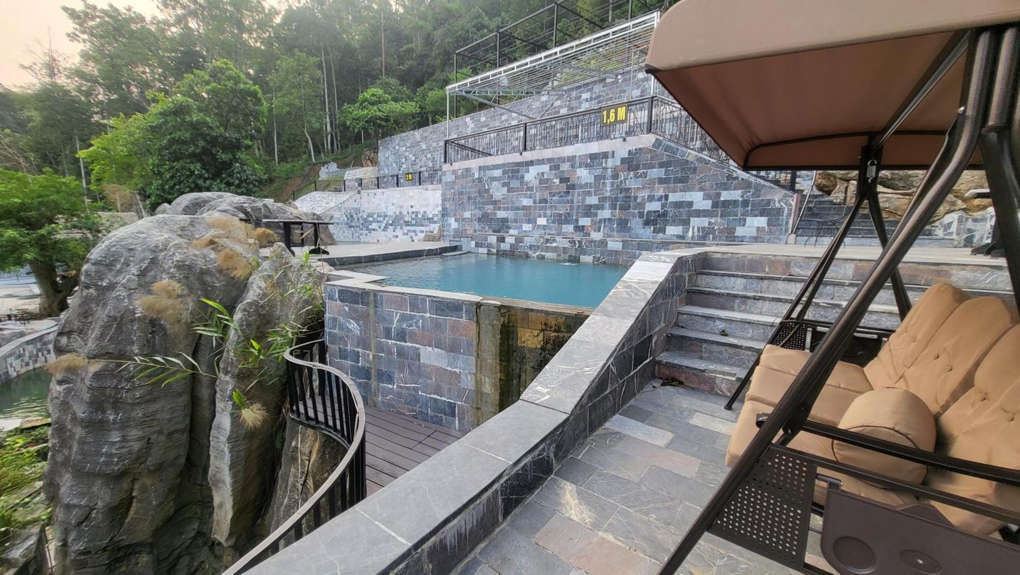 Lotus Premium Lodge - Lotus Group Tours