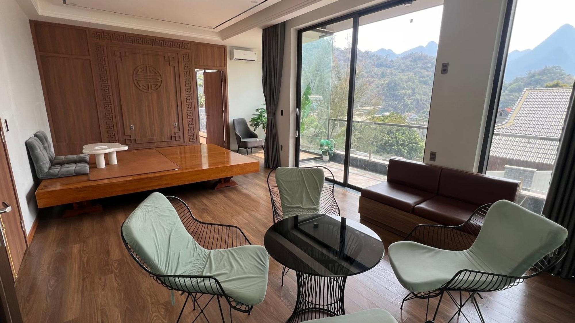 Lotus Premium Lodge - Lotus Group Tours Hotel Ha Giang