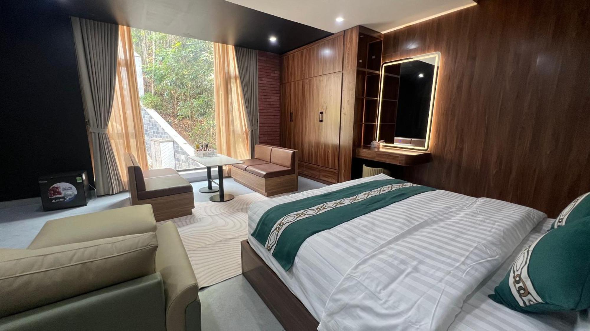Hotel Lotus Premium Lodge - Lotus Group Tours Ha Giang