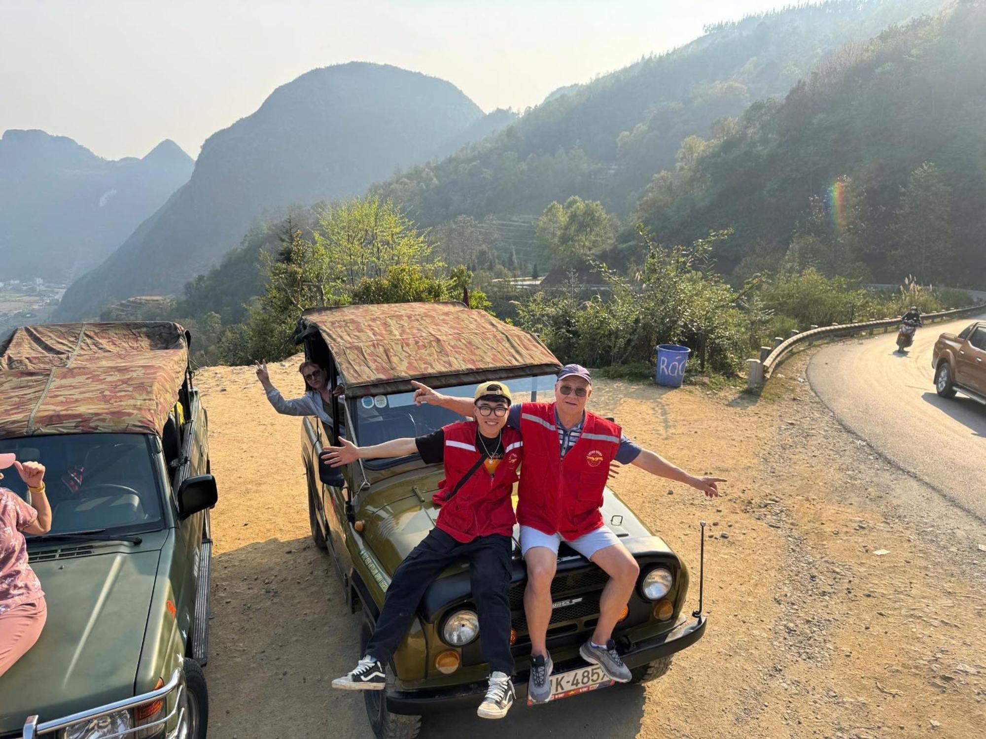 Lotus Premium Lodge - Lotus Group Tours Hotel